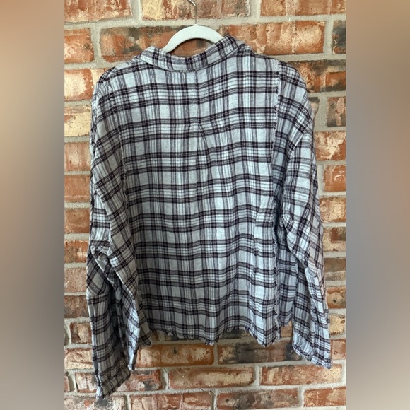 Gilded intent frayed hem Plaid Button-Up Women’s Top - Picture 3 of 9